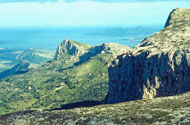 Serra de Tramuntana. Badia de Pollença des del puig Tomir