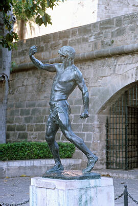 Escultura "Es Foner" de Llorenç Rosselló