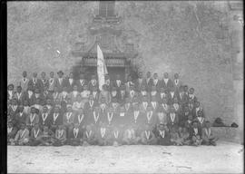Retrat de grup amb estendard