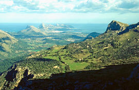 Serra de Tramuntana. La vall i la badia de Pollença