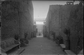 Construcció d'un portal a l'església de Sa Pobla